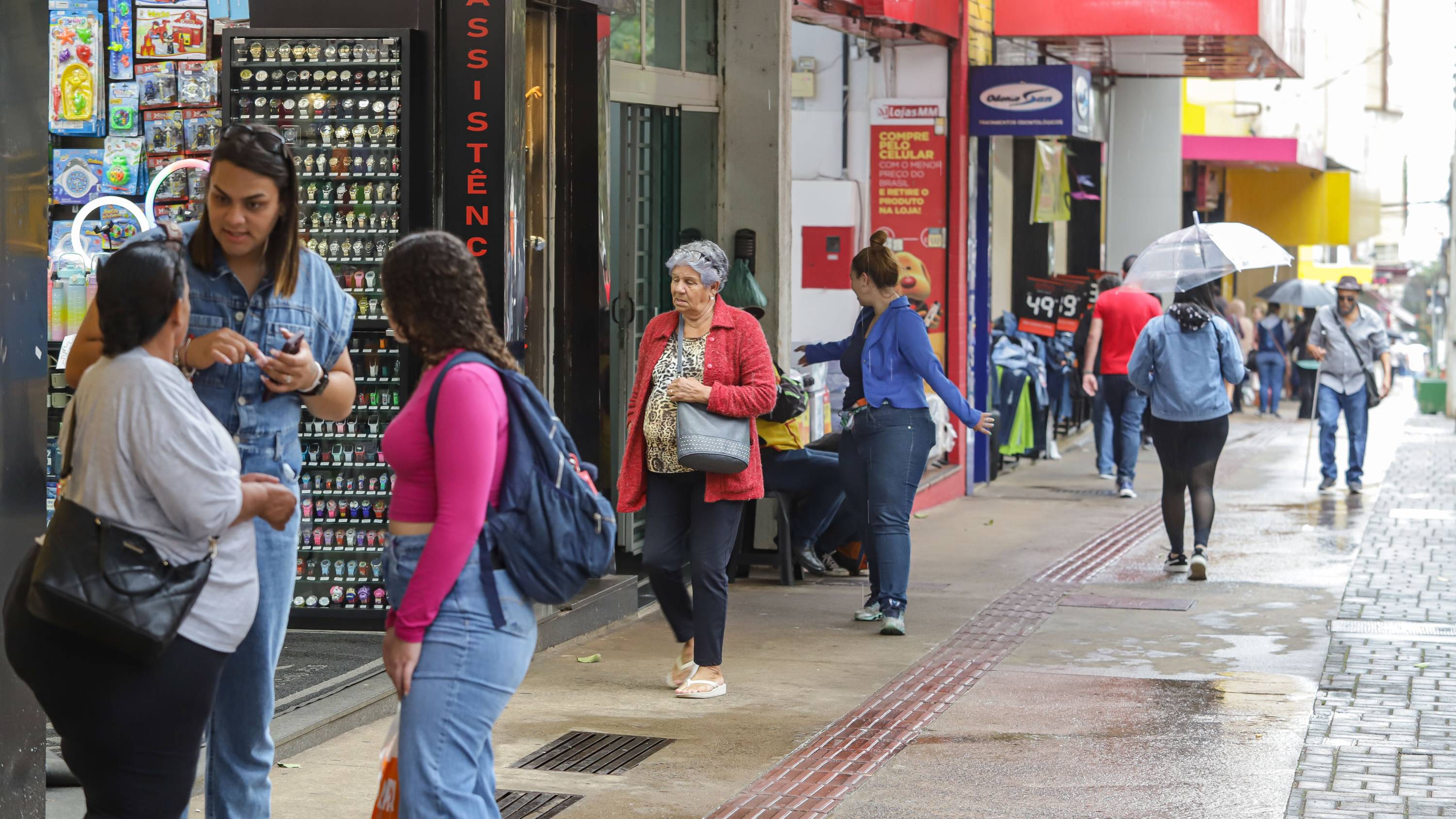 Vendas no comércio do Paraná crescem 1,6% no primeiro semestre de 2023