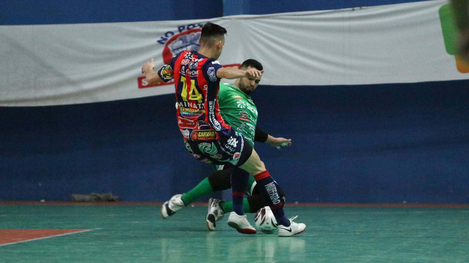 Em jogo movimentado, time misto do Cascavel é superado pelo Galo Futsal fora de casa