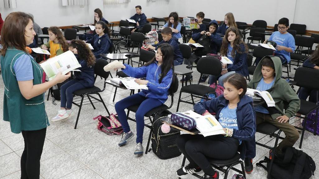 Apesar de danos em Escola Municipal José Baldo por tornado, calendário escolar não será comprometido