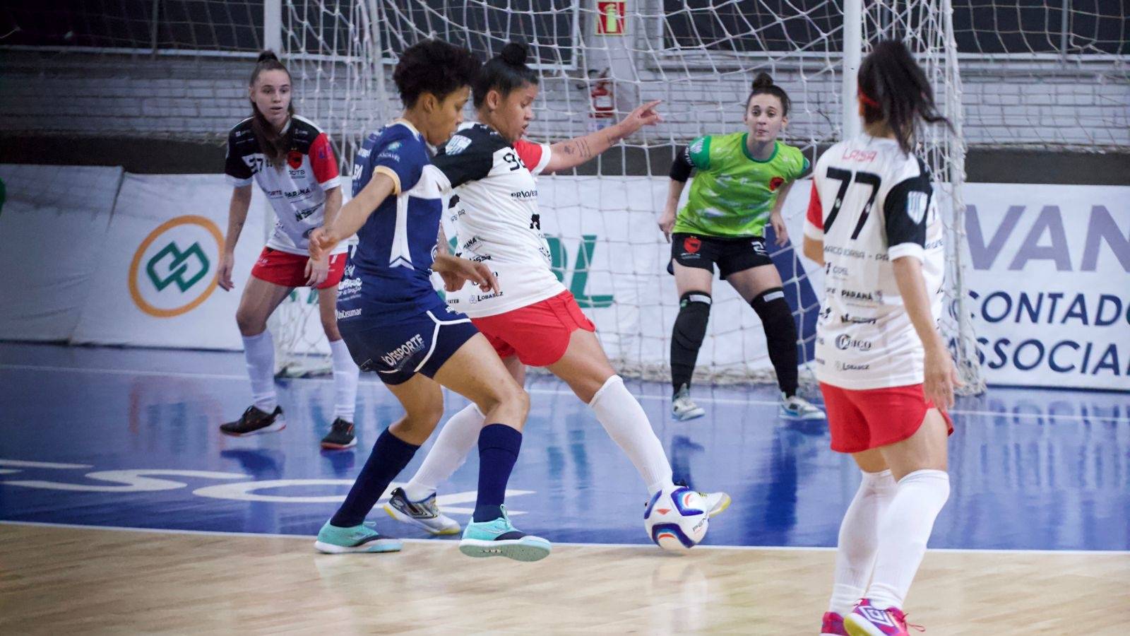 Stein Cascavel Futsal encerra a primeira fase do estadual com vitória sobre o Telêmaco