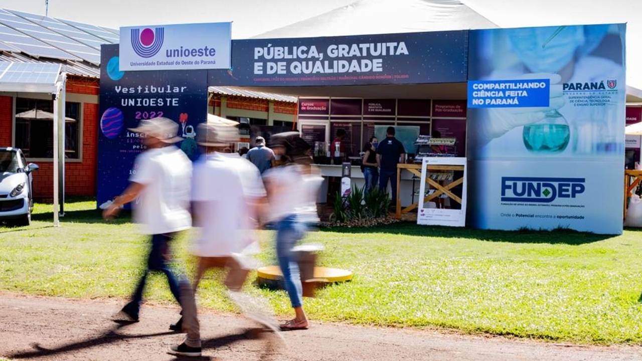 Ciência, tecnologia e inovação marcam presença no estande da Unioeste no Show Rural Coopavel