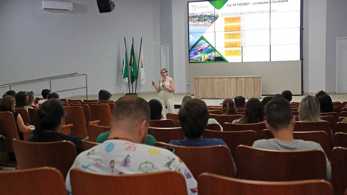 Prefeitura de Cascavel promove oficina sobre a Nova Lei de Licitações