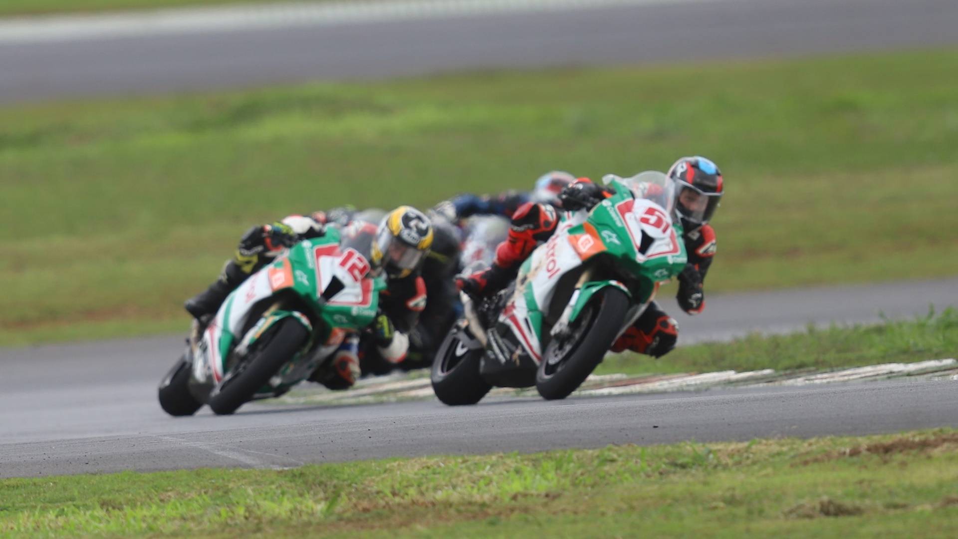 Gandola vence corrida de domingo da GP1000 do GP Pirelli em Goiânia