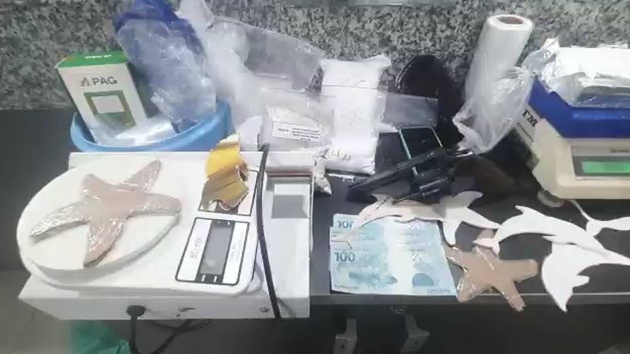 Refinaria de cocaína é fechada pela Polícia Militar em Cascavel