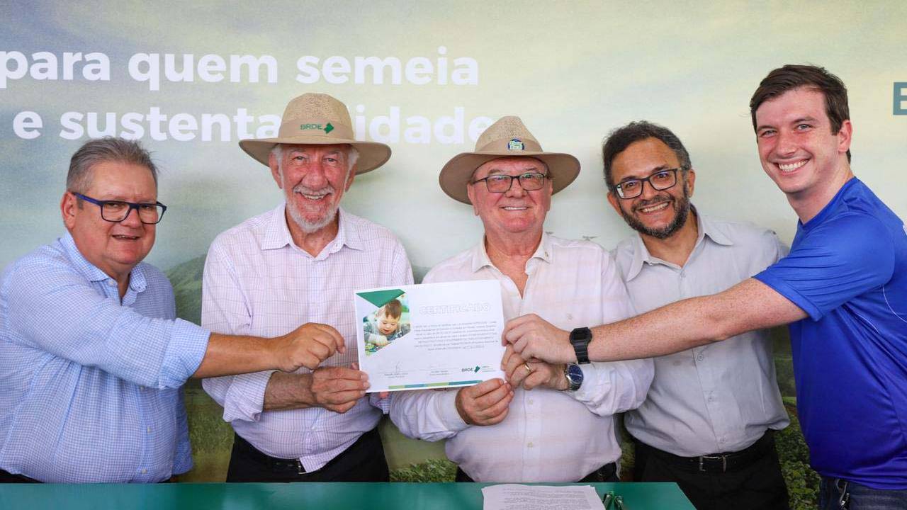 BRDE repassa recursos de incentivos fiscais para projetos sociais no Show Rural