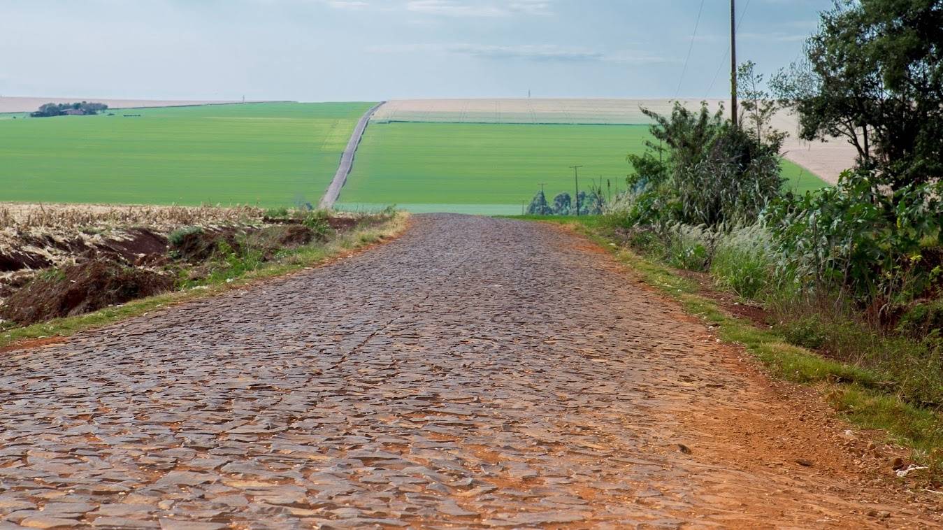 Câmara de Cascavel autoriza empréstimo com Banco do Brasil para obras em estradas rurais