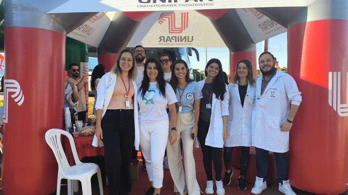 Unipar Cascavel participa de evento em homenagem às vítimas do voo 2283