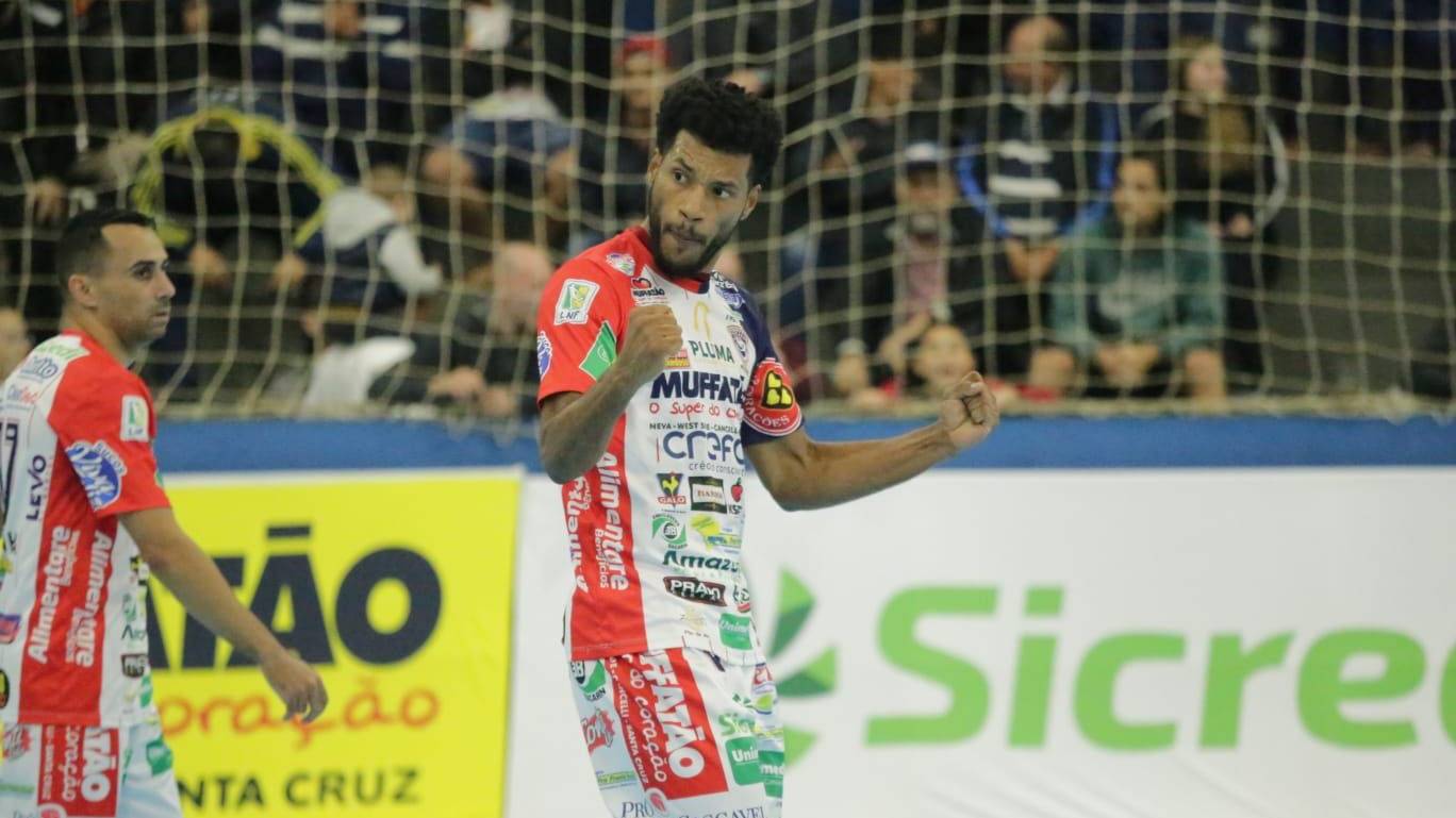 Cascavel Futsal vence Dois Vizinhos nos últimos segundos e permanece na liderança da Série Ouro