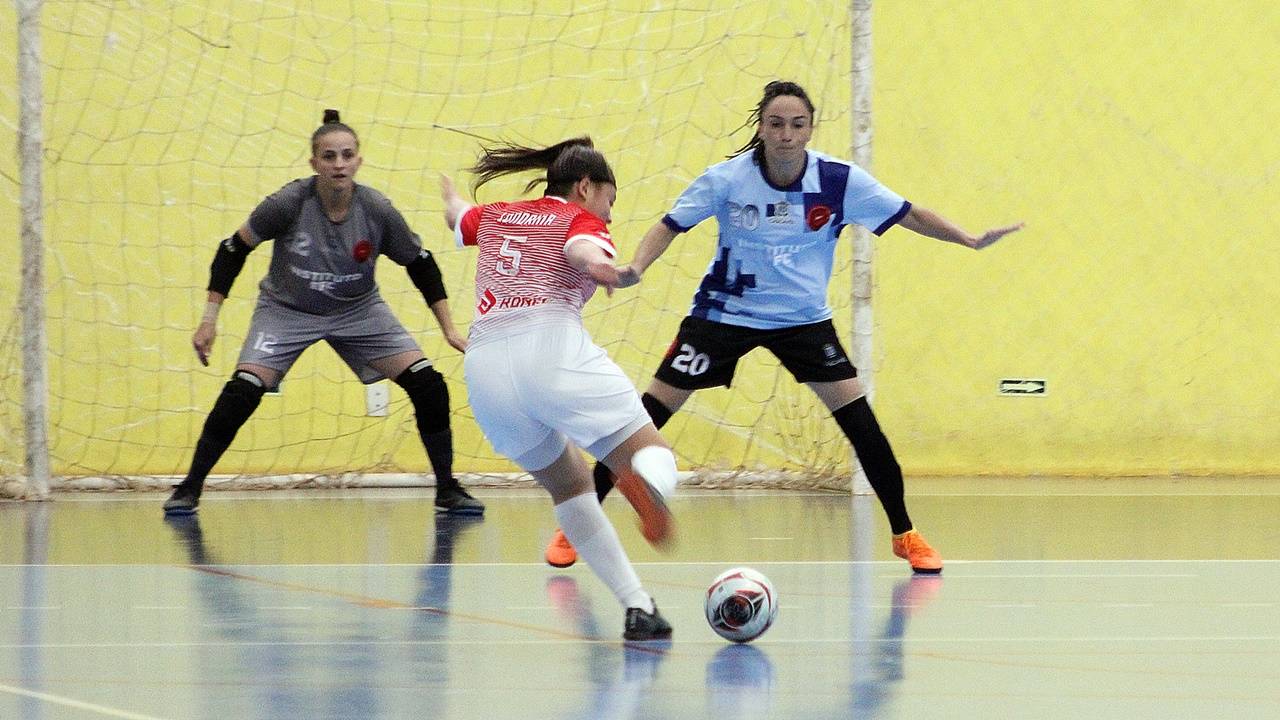Londrina vence Instituto Cascavel Futsal pelo Campeonato Paranaense Serie Ouro