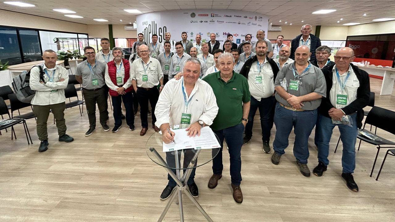 Coopavel e entidade argentina do agro firmam acordo de colaboração