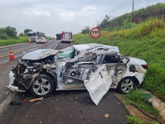 Motorista de 36 anos morre em violenta colisão com ônibus na BR-376 no Paraná