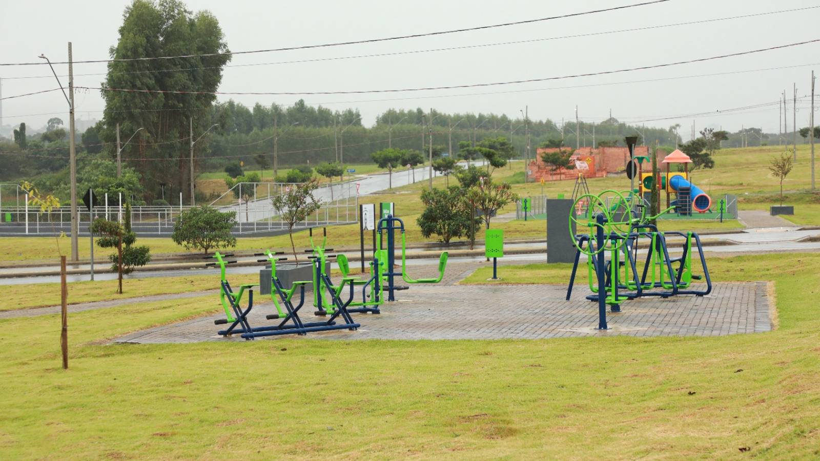 Parque Municipal de mais de 38 mil m² é inaugurado no Recanto Tropical e empresa assume manutenção