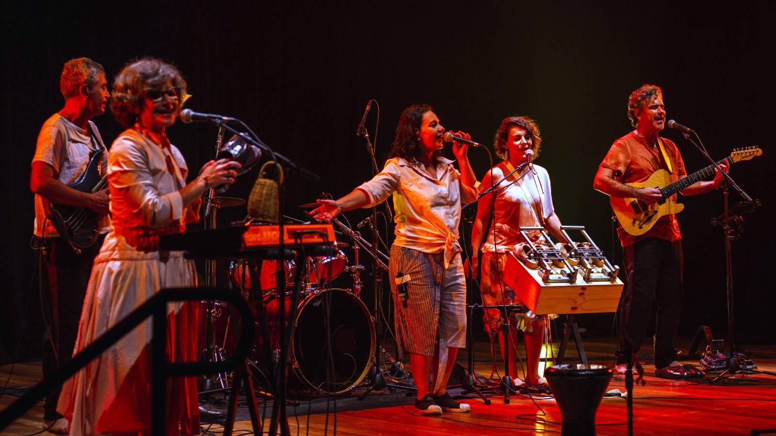 Grupo Fato comemora 30 anos com show no Teatro Municipal