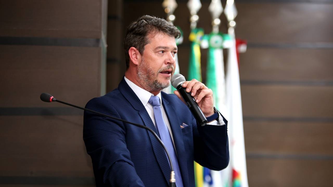Ex-vereador Rafael Brugnerotto é indicado como prefeiturável pelo REDE/PSOL