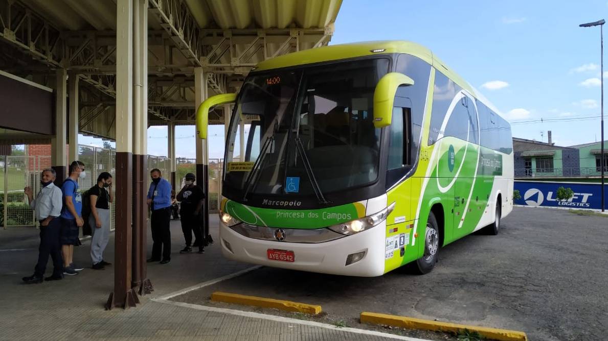 Governador sanciona lei da gratuidade de passagens para idosos nos ônibus intermunicipais