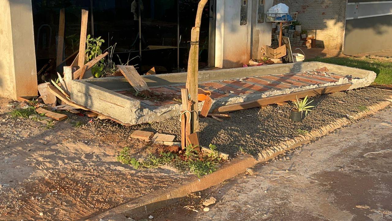 Laje desaba e deixa duas crianças gravemente feridas durante brincadeira em Foz do Iguaçu