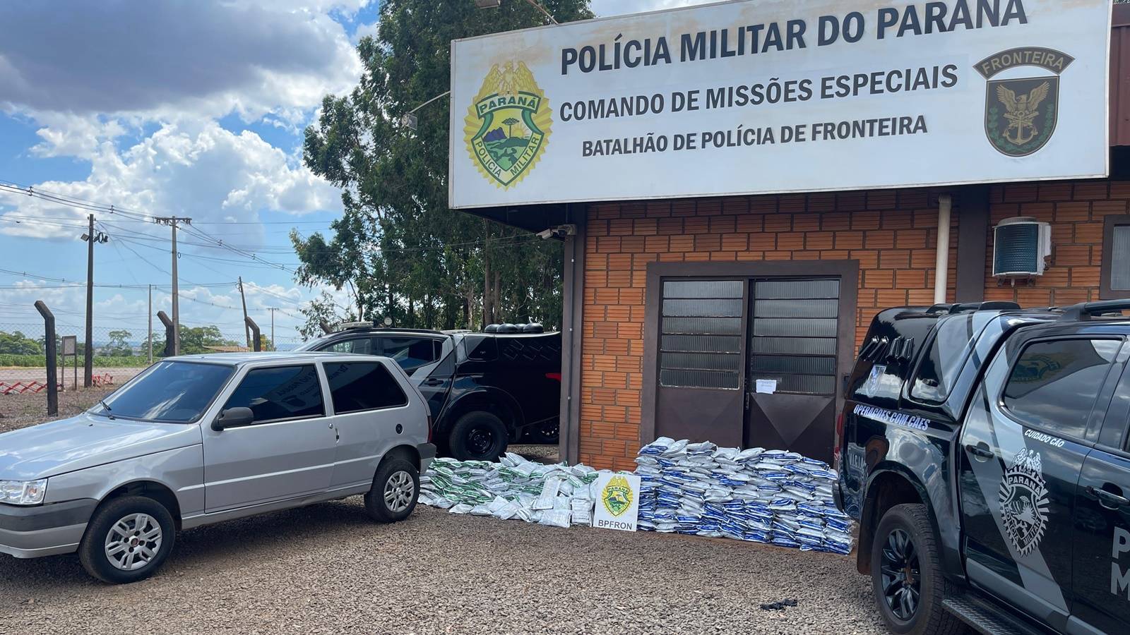 BPFRON apreende carga de agrotóxicos avaliada em meio milhão de reais em Toledo