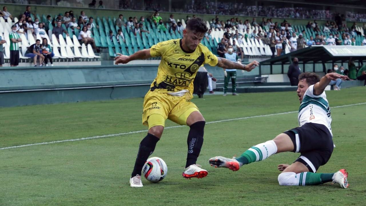 FC Cascavel empata e se mantém na briga pela liderança