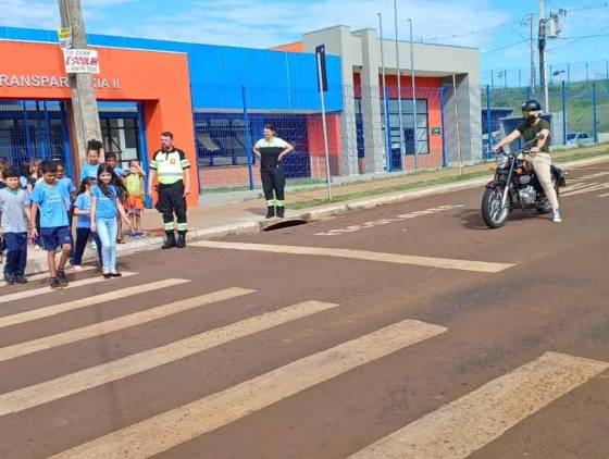 TRANSITAR: Projeto Rua Segura promove educação de trânsito nas escolas de Cascavel