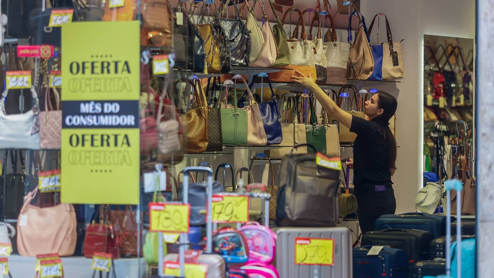 Vendas do comércio varejista avançam 4% no Paraná no primeiro quadrimestre