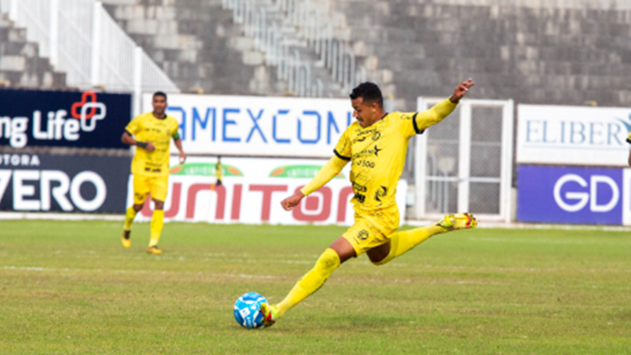 FC Cascavel comunica empréstimo do volante Gama ao Manaus