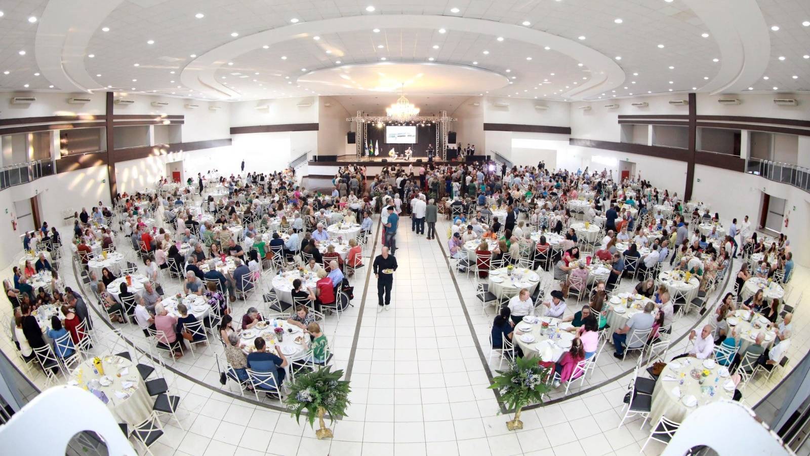 Cascavel celebra 73 Anos com Almoço dos Pioneiros e Homenagens aos Primeiros Colonizadores