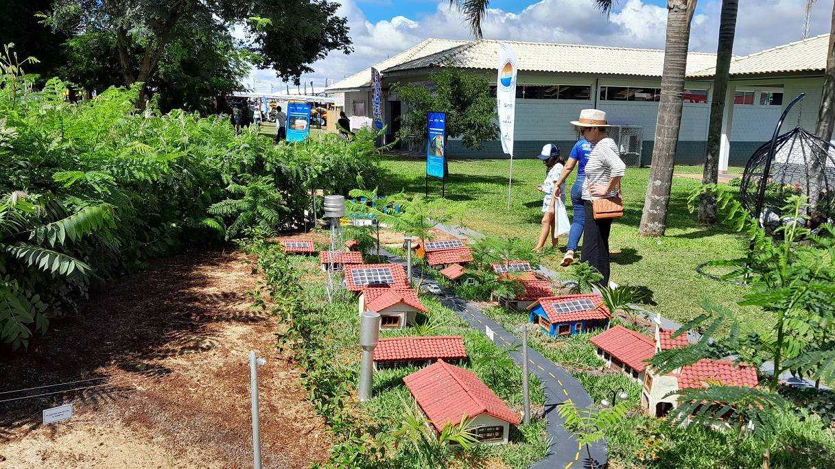 Praça das Águas atrai milhares de visitantes no Show Rural