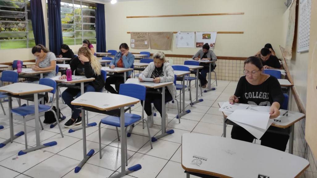 Mais de 300 candidatos participam do teste seletivo para Professor em Corbélia