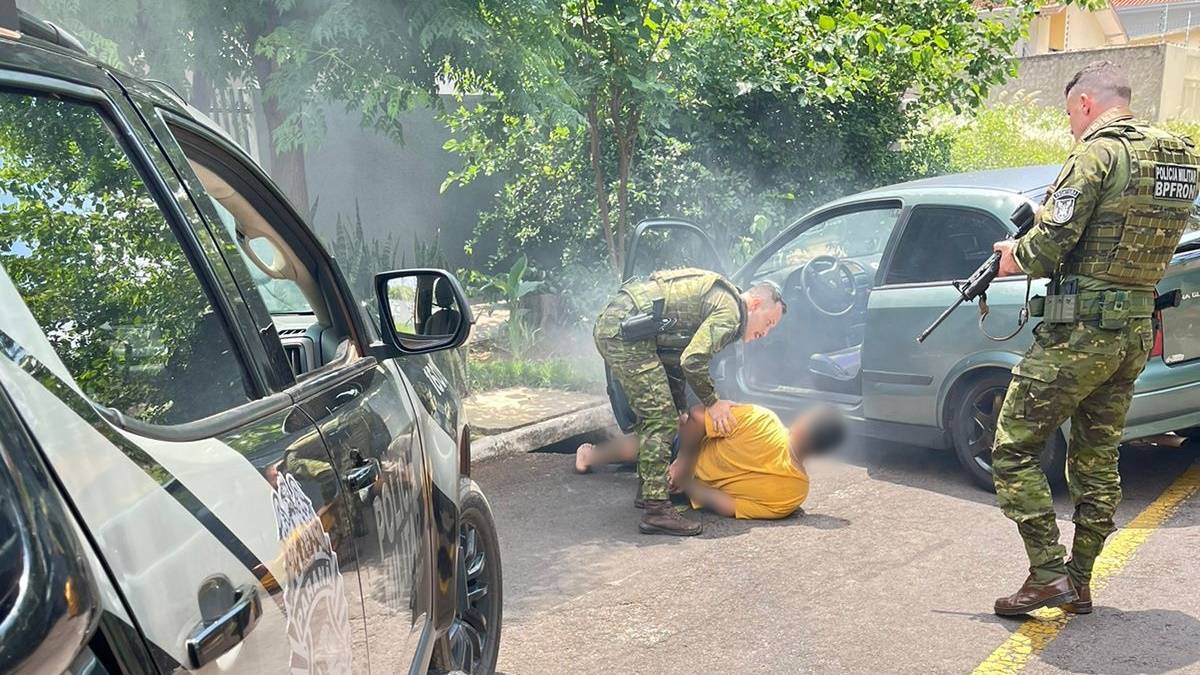 BPFRON prende dupla após perseguição em Umuarama; um dos envolvidos tinha mandado de prisão