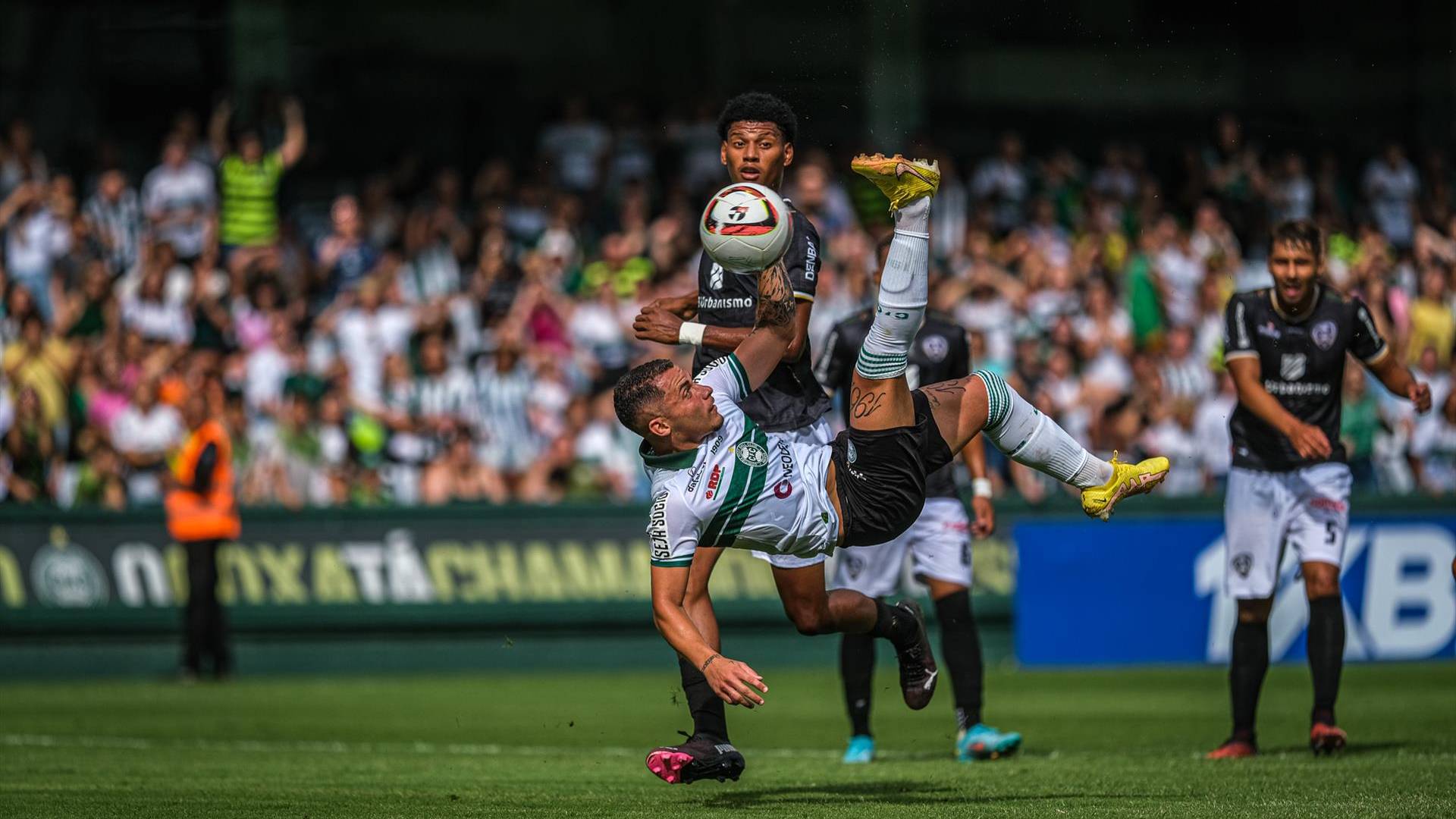 Coritiba FC vence o Aruko por 1 a 0 na estreia do Paranaense 2023