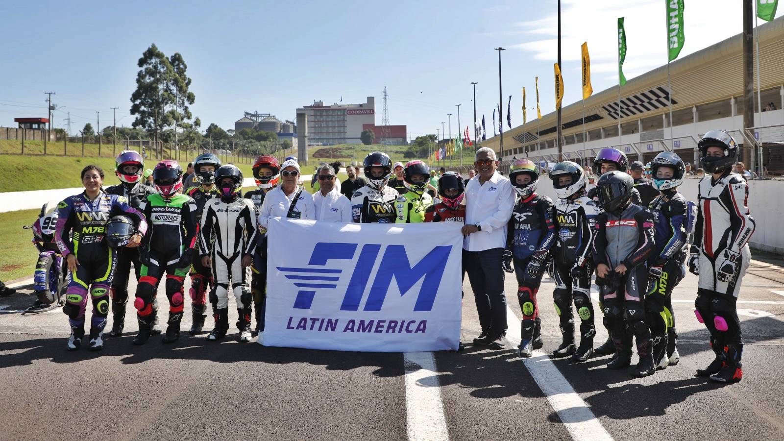 Cascavel: A capital brasileira da velocidade recebe pilotas femininas em prova histórica