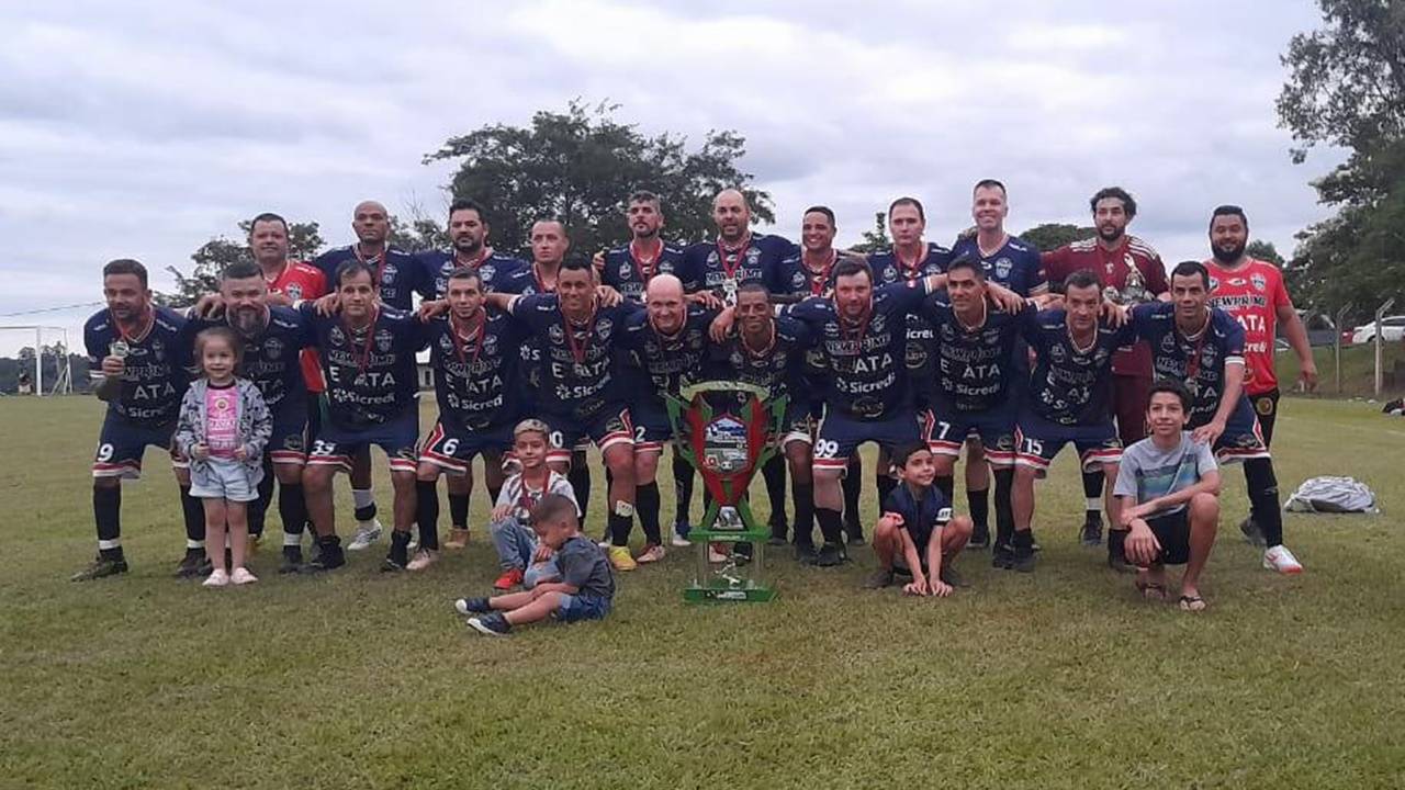 União Cascavel é campeão da Copa Regional Italianinha Tour/40 Quarentinha após vitória nos pênaltis