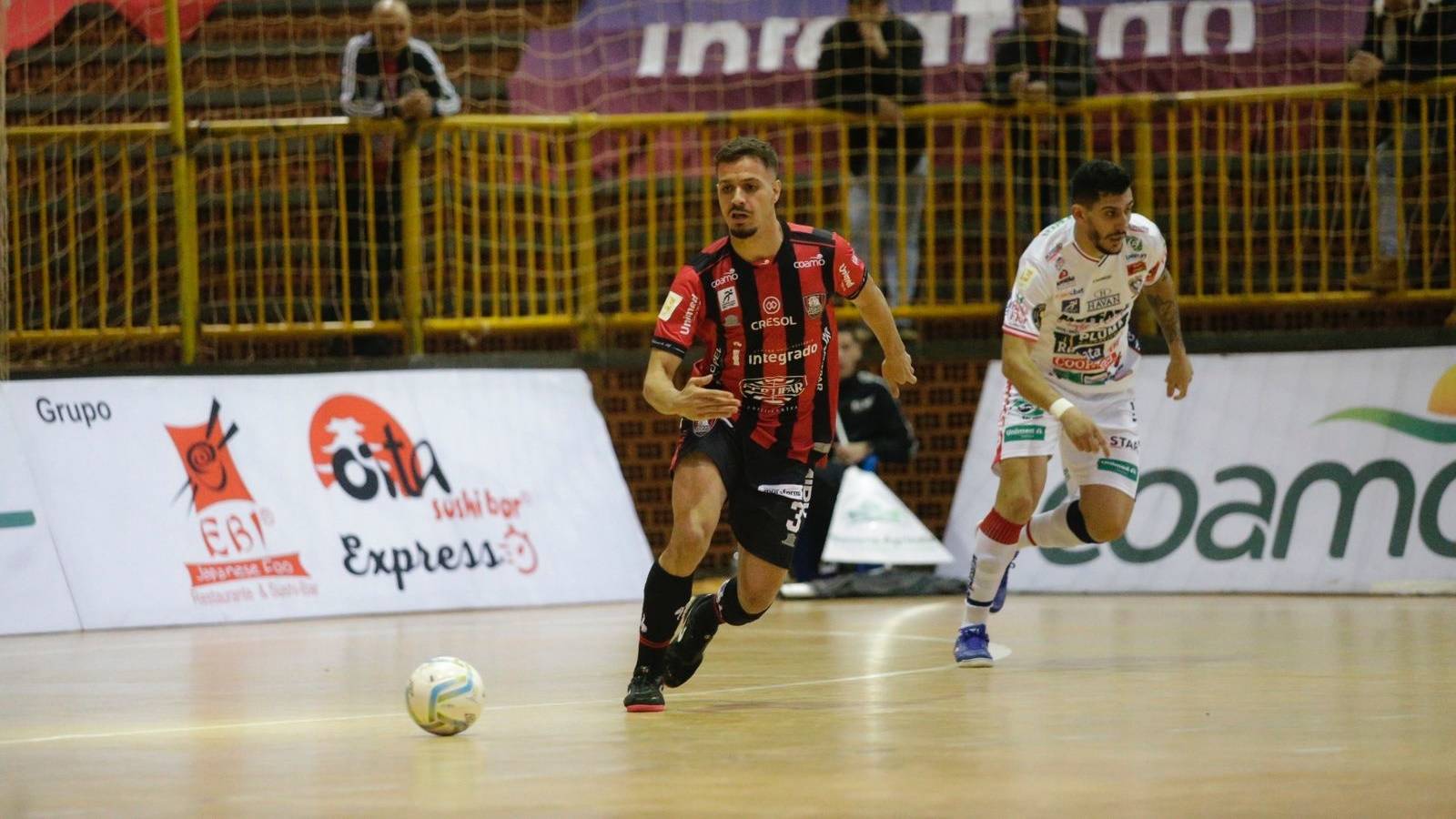 Cascavel Futsal é derrotado pelo Campo Mourão em partida válida pela LNF