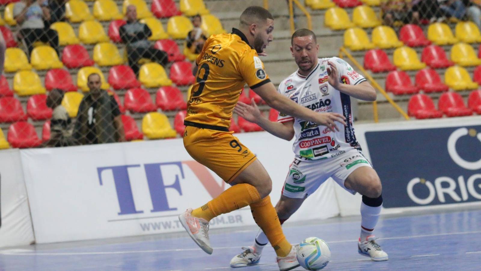 Cascavel é derrotado pelo Magnus na Liga Nacional de Futsal