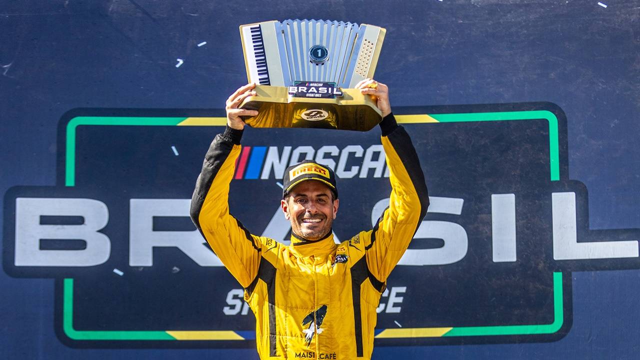 NASCAR Brasil: Julio Campos leva a melhor na Corrida 2 em Tarumã