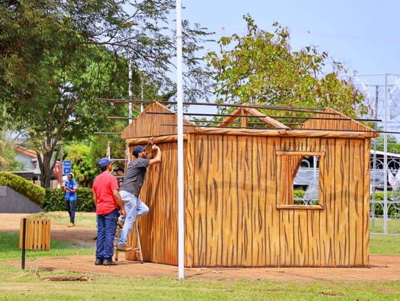 Itaipulândia Inicia Preparativos para o Natal Iluminado 2024