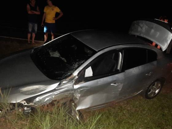 Forte colisão lateral deixa duas pessoas feridas na PR-573, entre Corbélia e Braganey