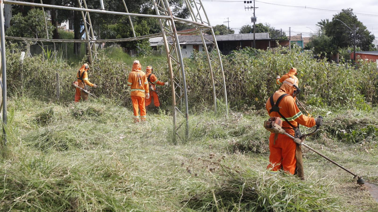 Com mobilização de limpeza, Município de Cascavel dá start oficial às ações do programa Cidade Limpa