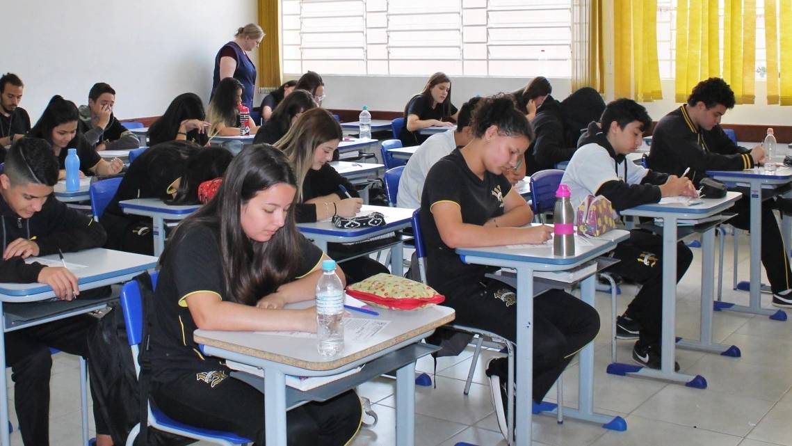 Ensino em tempo integral cresce 51% na rede estadual, alcançando 55 mil estudantes