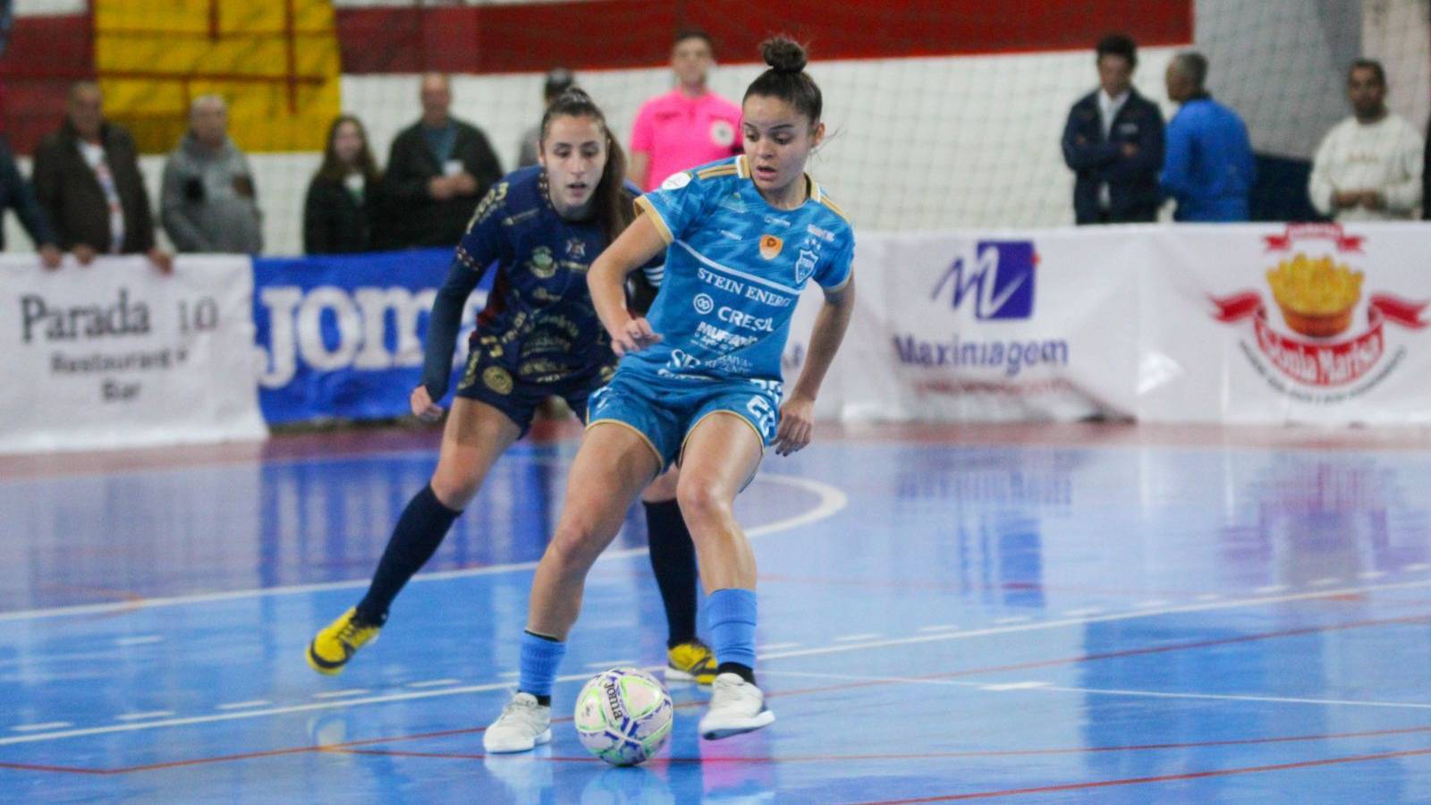 Stein Cascavel vence Celemaster na estreia da Copa do Brasil de Futsal Feminino