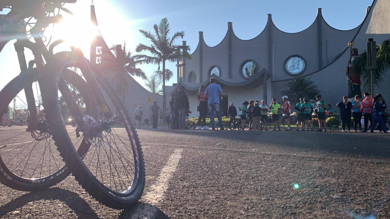 3ª Romaria Ciclística Rumo ao Santuário Nossa Senhora da Salette: Fé, União e Superacão nas Estradas