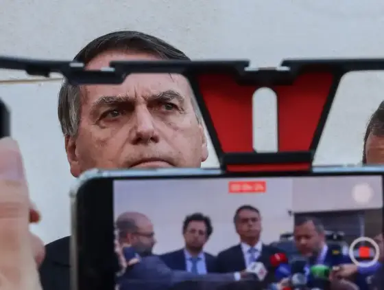 PGR denuncia Bolsonaro e mais 33 por tentativa de golpe de Estado