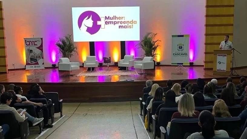 Secretaria de Desenvolvimento Econômico promove lançamento da mentoria "Mulher Empreenda Mais"