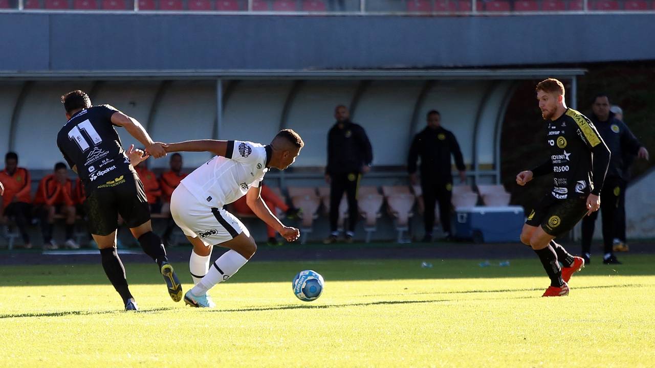 Futebol Clube Cascavel vence o XV de Piracicaba em partida emocionante pela Série D