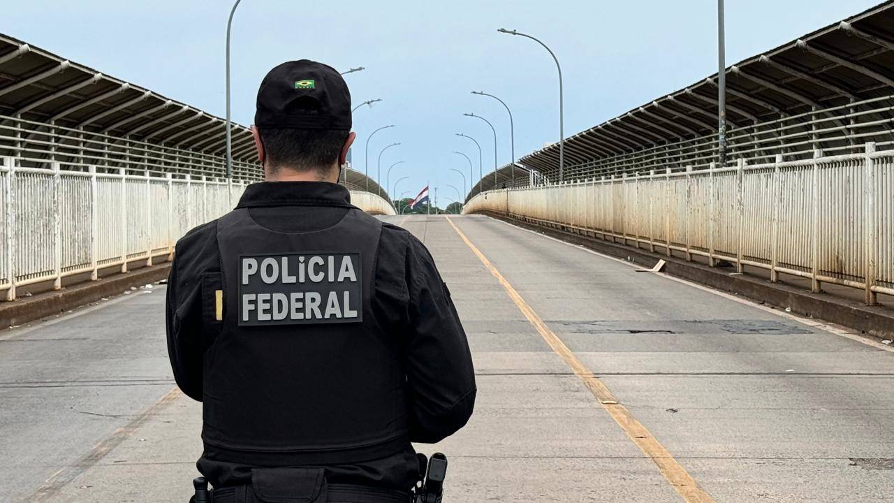 Polícia Federal executa extradição para o Brasil de foragido da Justiça