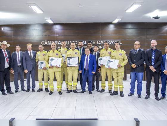 Câmara e Assembleia reconhecem trabalho da do 4° Grupamento de Bombeiros de Cascavel