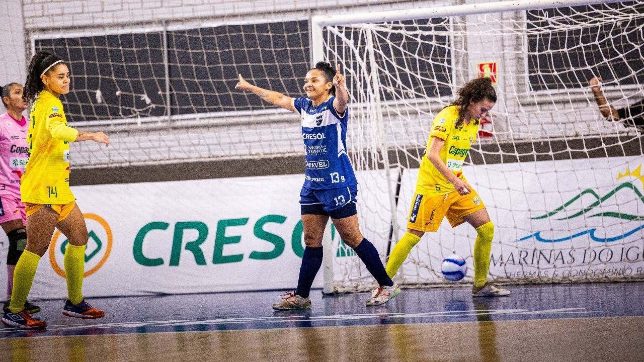 Stein Cascavel vence Copagril/Marechal e assume liderança do Paranaense Série Ouro