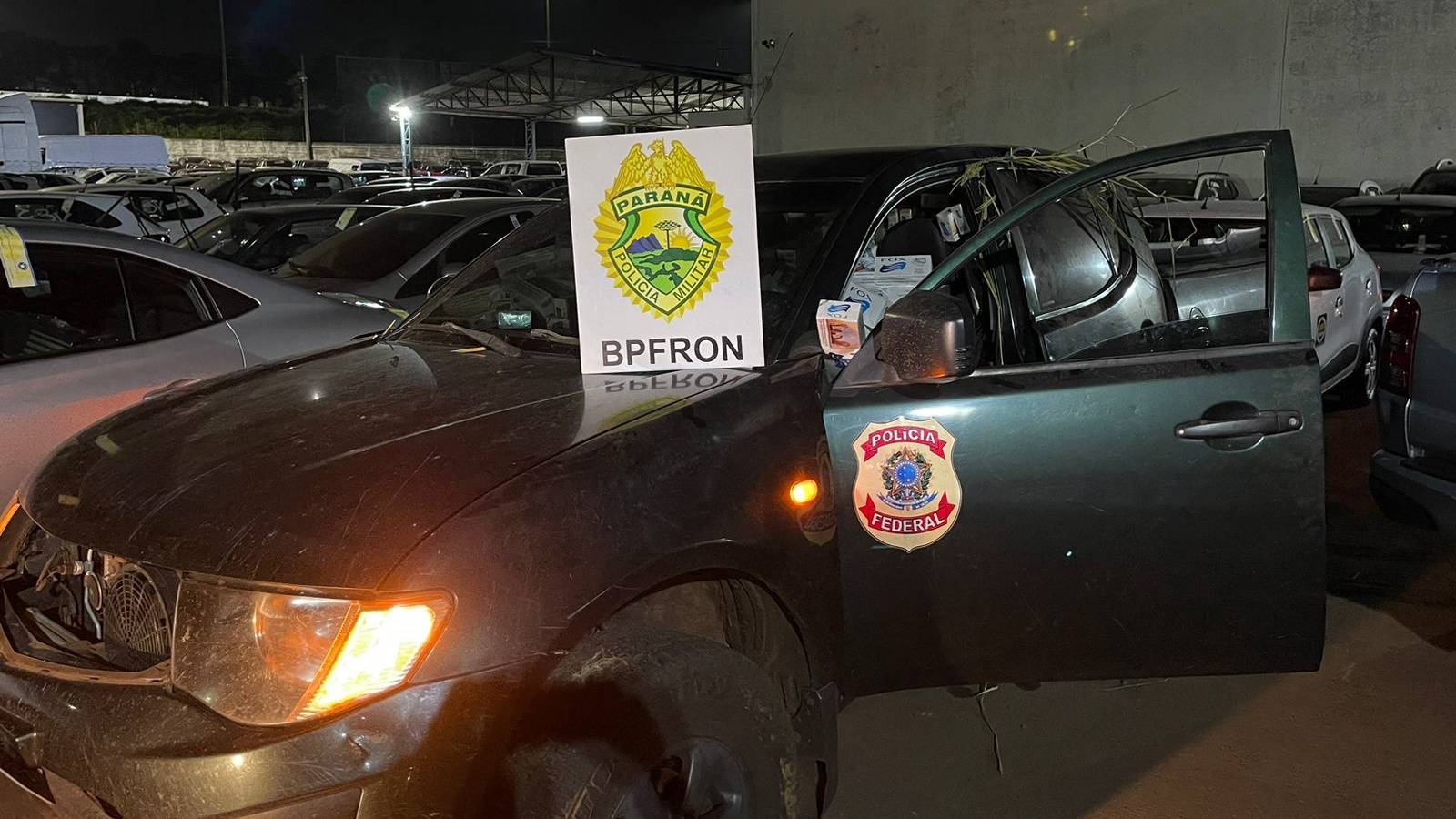 Fuga e colisão: Operação conjunta apreende carga milionária de cigarros em Cascavel