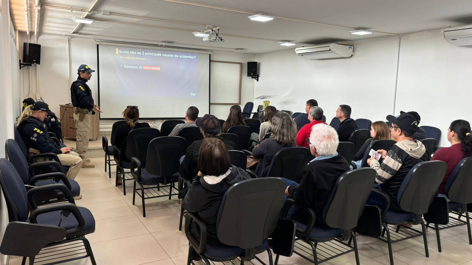 Polícia Rodoviária Federal apresenta Cinema Rodoviário em Cascavel