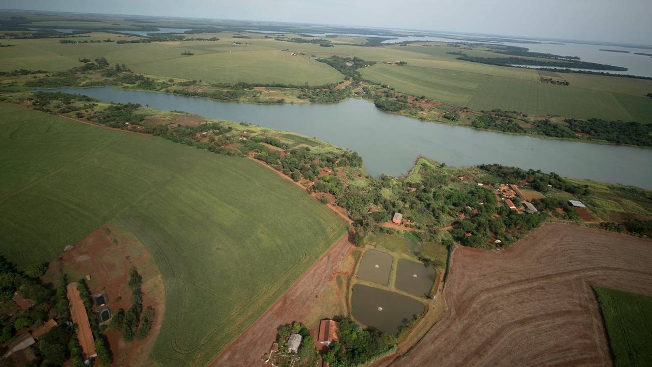 Justiça concede liminar da Itaipu contra deputado que espalhava fake news sobre causa indígena